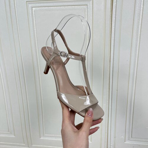 Lady Shoes外贸原单女鞋新款时尚气质方头纯色细跟一字扣时装凉鞋 - 图2