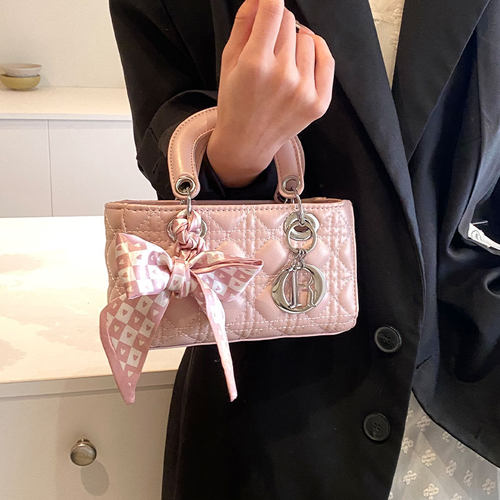 高级感手拎小包包女2025新款潮时尚菱格手提包百搭休闲斜挎通勤包 - 图2