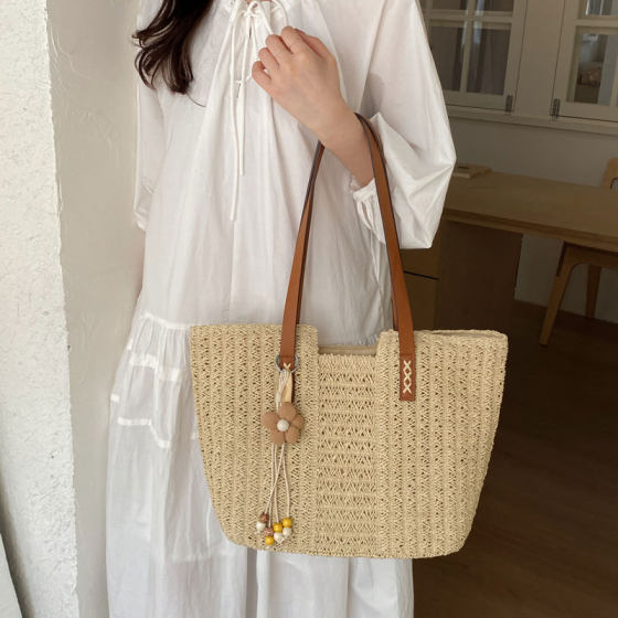 Woven Tote Bag Beach Vacation Straw Bag Shoulder Bag