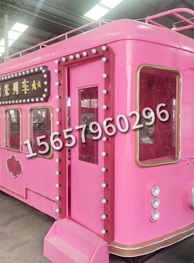 铁艺大型复古商场美陈装饰定制