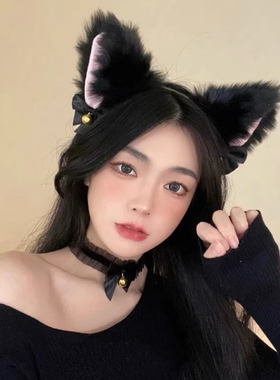 小狗空间甜美女仆装扮