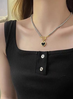 亮灰色玻璃珍珠黑白双面桃心珍珠项链设计锁骨链个性OT扣颈链