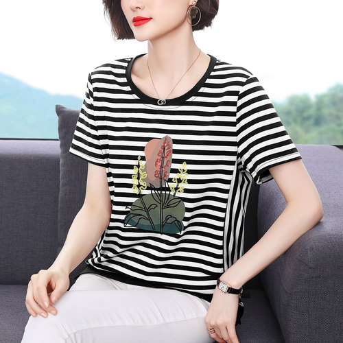 妈妈夏装2025新款纯棉短袖t恤女中老年大码圆领上衣时尚条纹小衫 - 图2