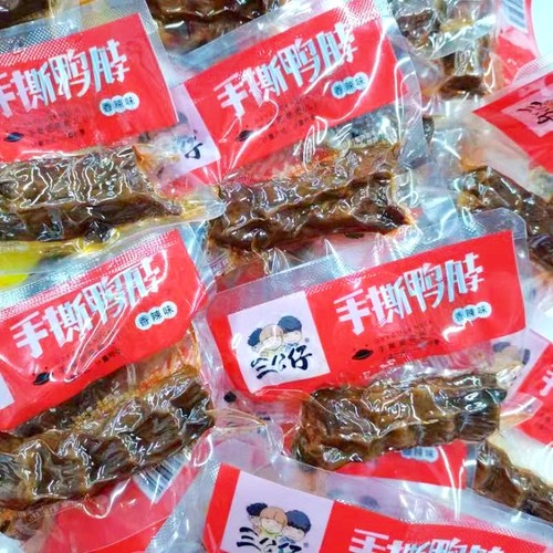 三公仔手撕鸭脖香辣味散装500g独立小包装黑鸭味鸭脖子休闲小零食 - 图2