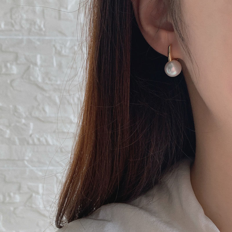 《指尖》M家同款精工纯银镀金水桶耳钉天然珍珠通勤OL耳扣耳饰女,淘宝优惠券,粉丝福利购,淘宝优惠卷