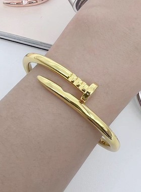 欧美时尚流行螺纹铁钉子手镯情侣男女士经典个性潮人创意开口手环