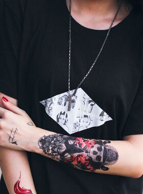 欧美时尚十字架复古风新潮男女士情侣款钛钢吊坠毛衣颈项链首饰品