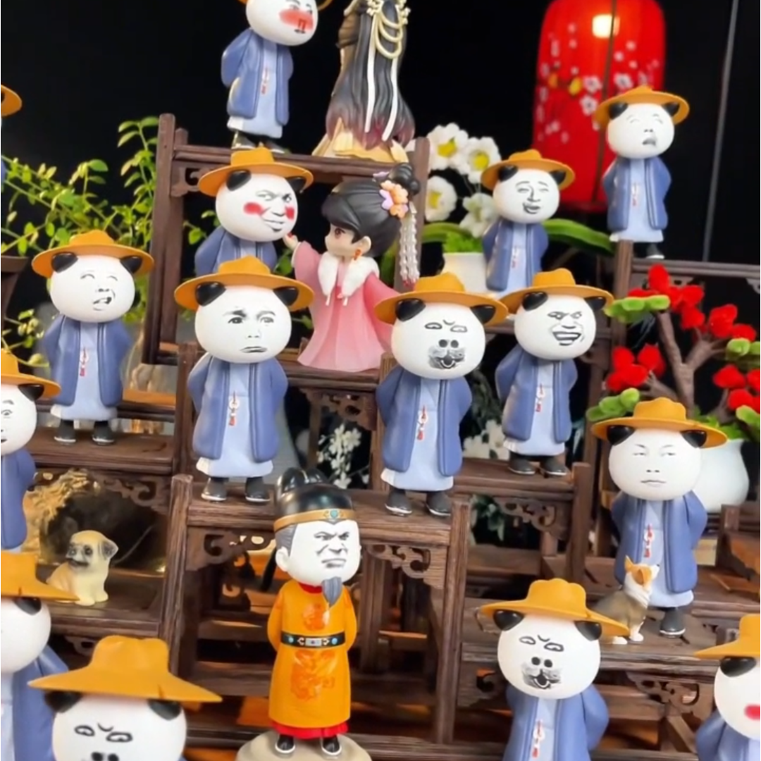 新款虾仁手办潮玩公仔可发声发光创意卡通摆件动漫搞笑 - 图1