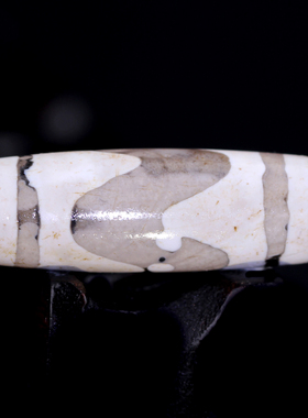 圣饰奇缘老料白毫虎牙天珠玛瑙