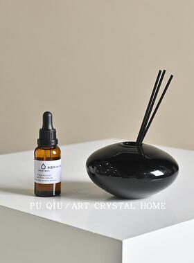 小众黑色玻璃飞碟香薰装饰摆件客厅茶几台面摆放香薰散香器高级感