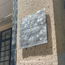 Hand-in-hand doorplate Custom Hand Knocks Hammering Aluminum Plate Clothing Shop Logo Advertising Sign Design Set