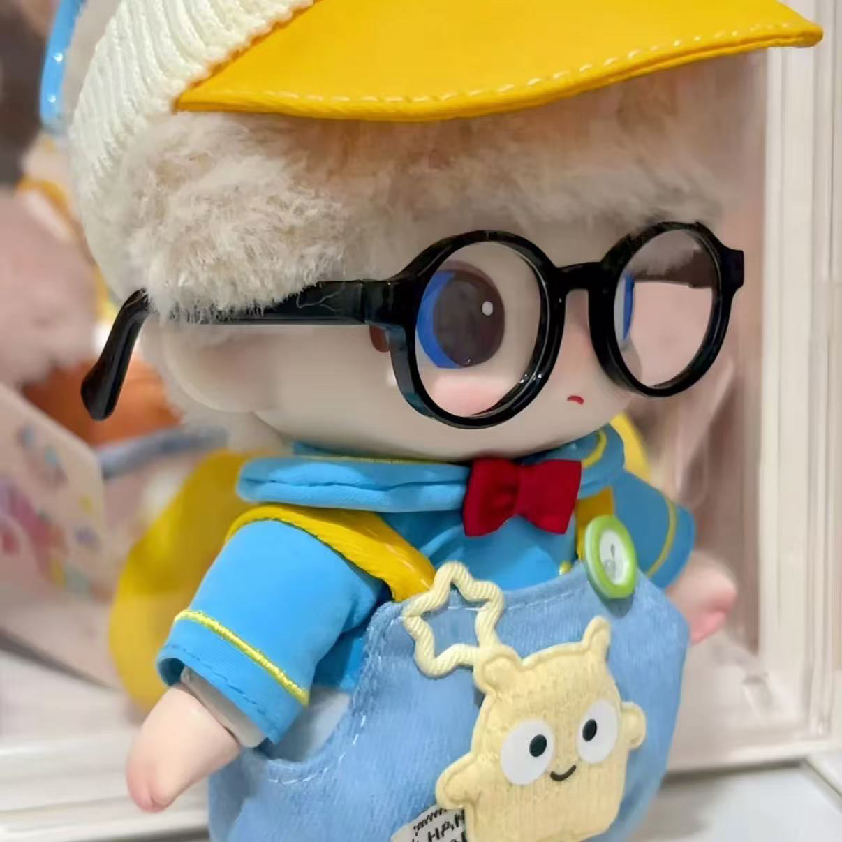 现货DIMOO WORLD唐老鸭毛绒挂件娃娃衣服小黄帽子背带裤套装着替,淘宝优惠券,粉丝福利购,淘宝优惠卷