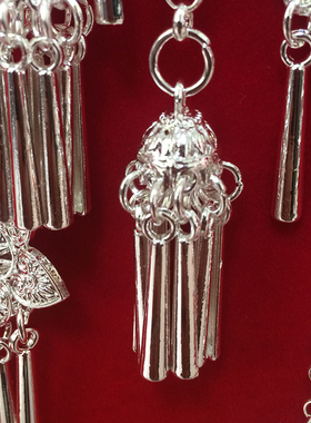 贵州苗银多层流苏项圈舞蹈演出