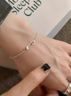 镀银简约小众爱心回形针手手链