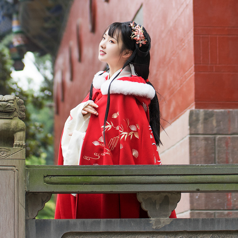 重回汉唐旗舰店重回汉唐朱砂雪原创汉服女装刺绣连帽斗篷长款披风加绒加厚秋冬季1