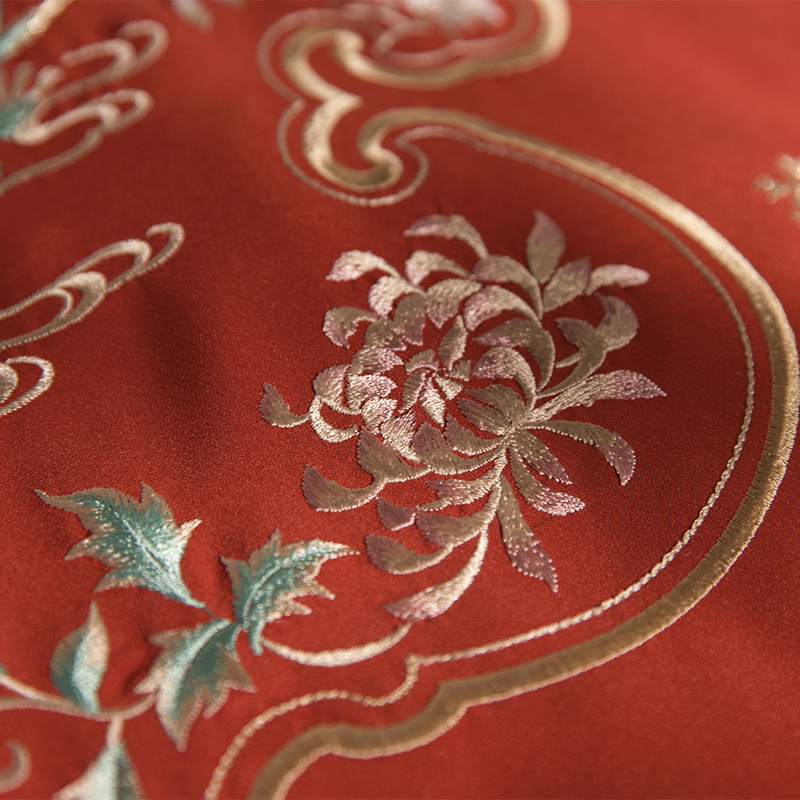 重回汉唐旗舰店重回汉唐念春归汉服女正品原创绣花重工刺绣加绒加厚披风斗篷冬款2