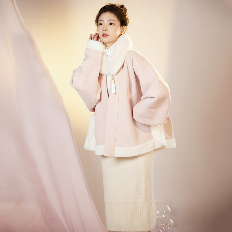 重回汉唐旗舰店重回汉唐月边娇原创宋制改良汉元素直领对襟袄加厚上衣汉服女冬季0