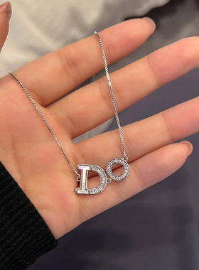 日常通勤百搭字母项链女颈链