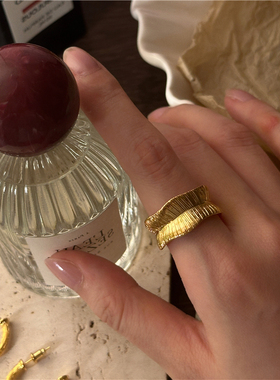 安小柏◆气质金色高级感轻奢精工树叶开口戒指女小众设计法式指环