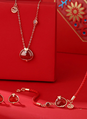 新款原创国潮爱心福气蛇项链女蛇年天然玛瑙吊坠项链S925银锁骨