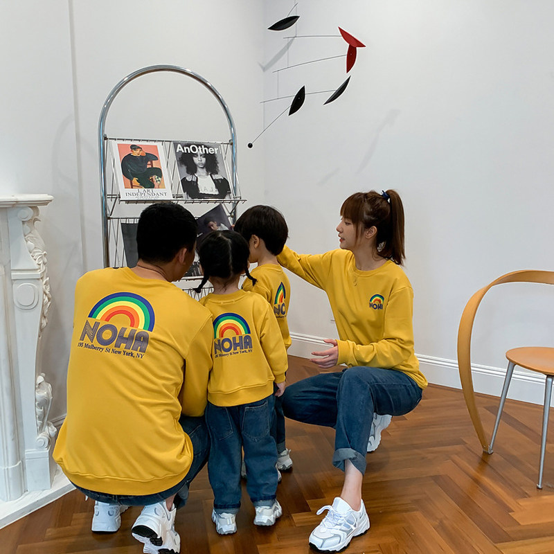 一家四口新款母子装2020彩虹卫衣 哆啦脚丫童装亲子装/亲子时装