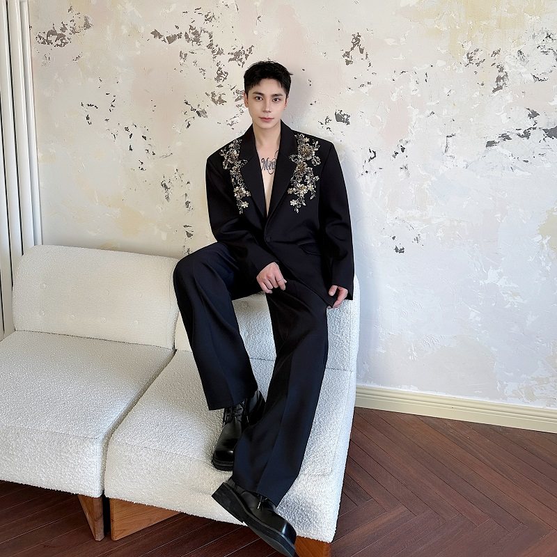 秋季高级感轻奢立体绣花重工亮片休闲西服外套男痞帅演出西装潮流,淘宝优惠券,粉丝福利购,淘宝优惠卷