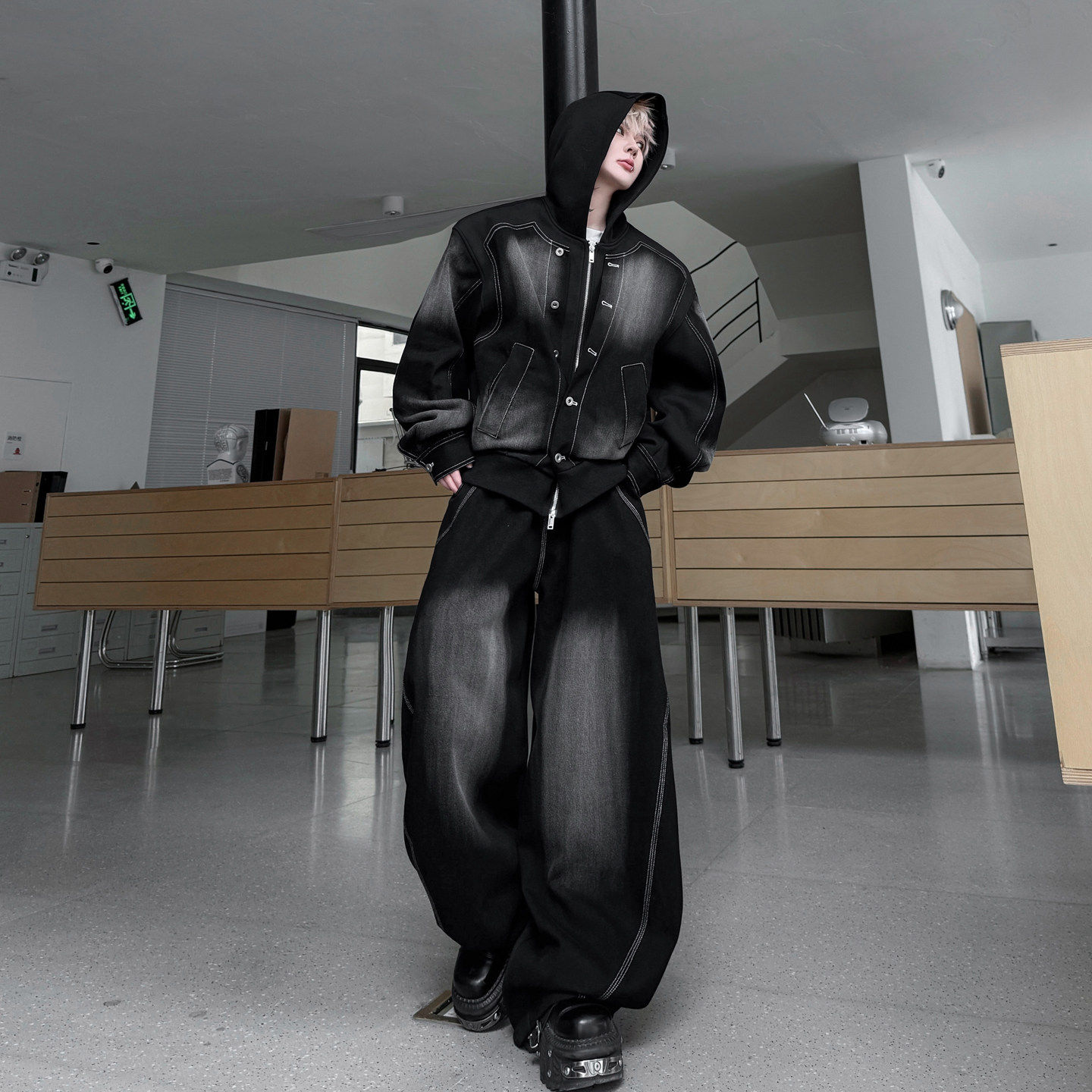 2026春装设计感美式高街撞色拼接牛仔夹克套装男水洗阔腿长裤一套,淘宝优惠券,粉丝福利购,淘宝优惠卷