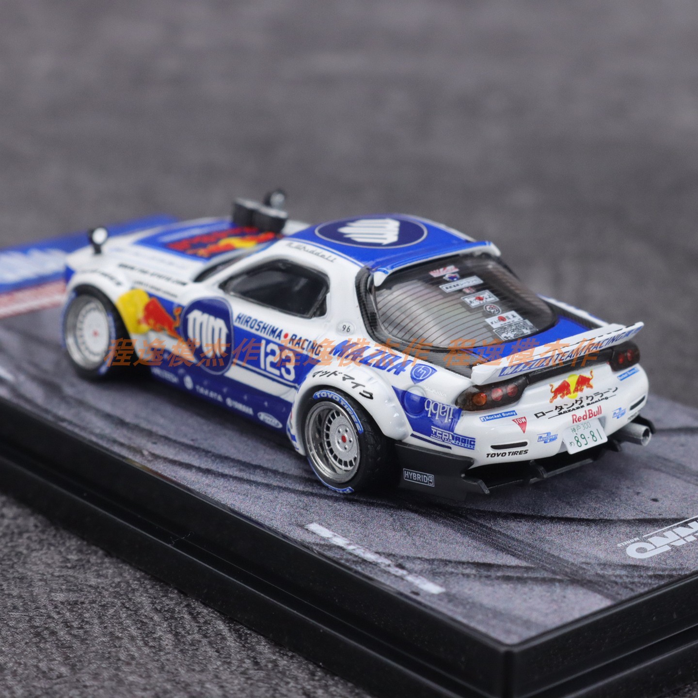 INNO 1:64 马自达RX7 FD3S 火箭兔 红牛涂装 合金汽车模型 - 图2