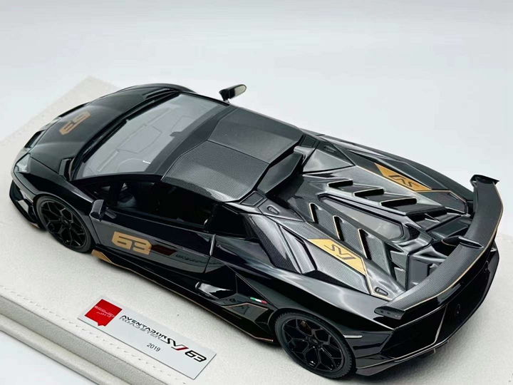 Make up 1:18 兰博基尼 Aventador SVJ 63 敞篷 2019 树脂车模 - 图3