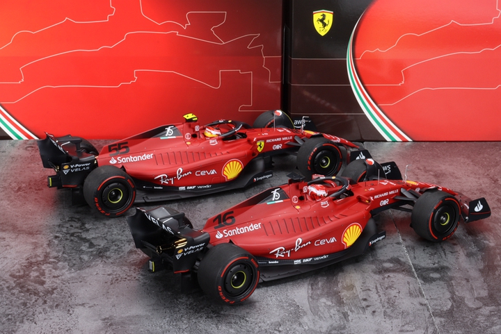 BBR 1:18法拉利 F1-75勒克莱尔赛恩斯巴林2022合金车模-图1