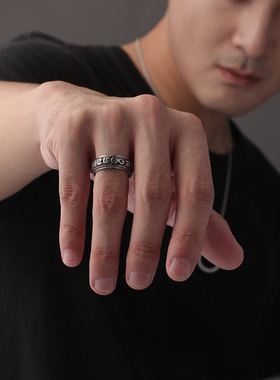六字真言复古钛钢可转动潮人戒指