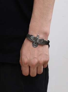 男皮钛钢朋克不掉色手环