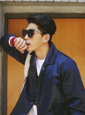 新款日本潮牌鲨鱼墨镜百搭大框