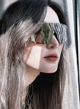 户外骑行黑色水银高级感墨镜女潮方圆脸显瘦运动登山滑雪太阳眼镜