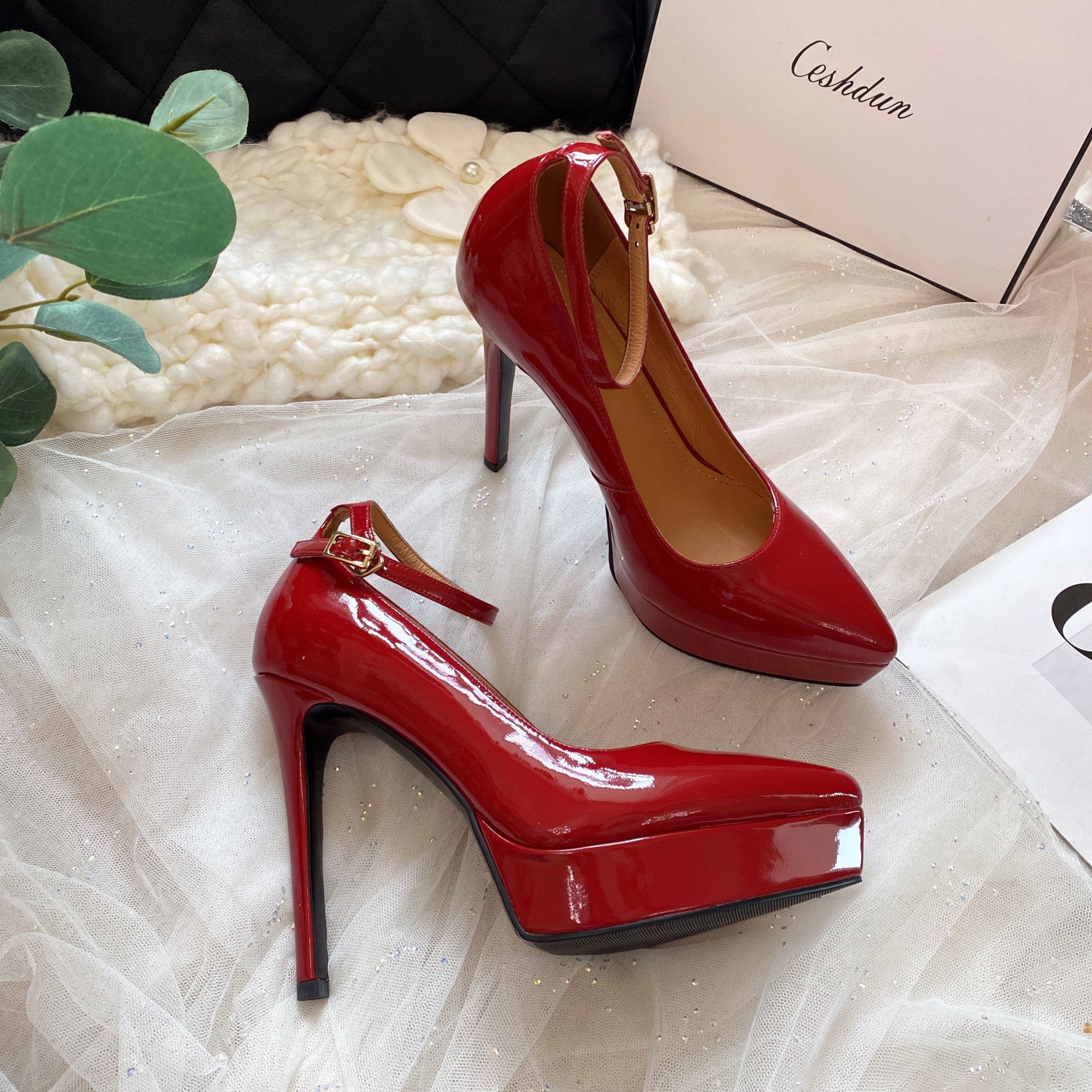 2024年新款浅口单鞋漆皮真皮细高跟防水台尖头一字带黑色气质女鞋,淘宝优惠券,粉丝福利购,淘宝优惠卷