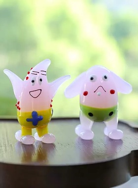 创意可爱卡通小黄人公仔摆件皮卡丘电视柜装饰品样板间软装摆设