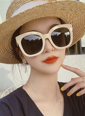 粗框港风设计方形墨镜偏光
