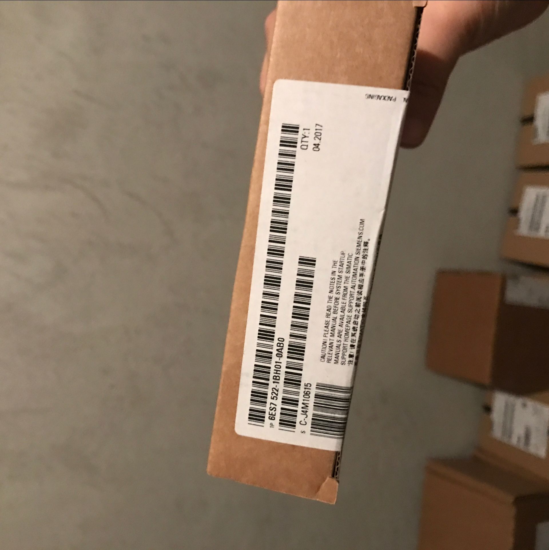 全新原装 西门子 S71500系列PLC模块 6ES7522-1BL10-0AA0现货销售 - 图1