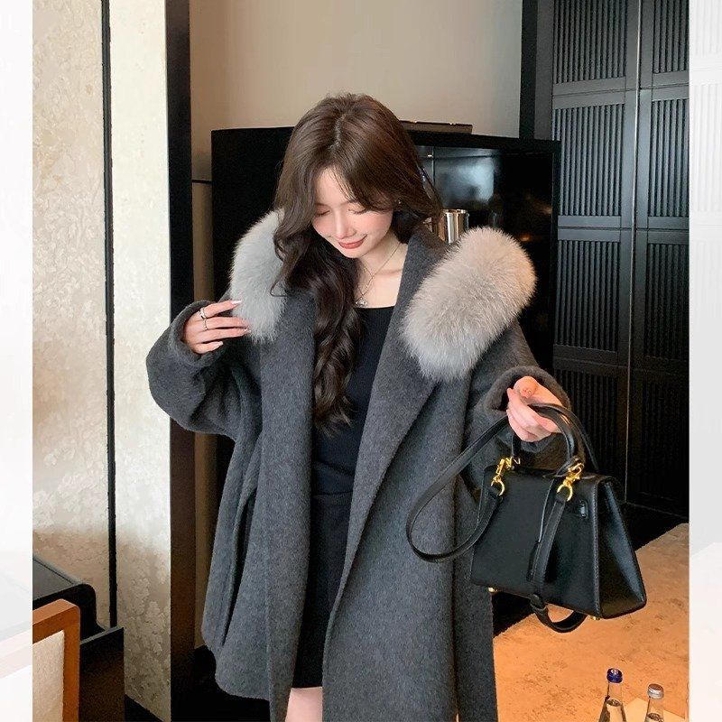 高级感小个子斗篷型毛呢外套2025秋冬款时尚年轻小众连帽呢子大衣 - 图0