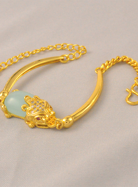 中国风国潮镀24K金色灵动貔貅手链女微镶个性独特手链送女友老婆