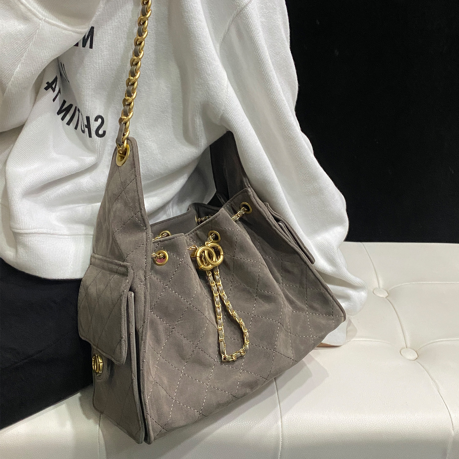 灰色包包小香风25c hobo bag嬉皮包2025巨好看水桶包托特包女鹿皮,淘宝优惠券,粉丝福利购,淘宝优惠卷