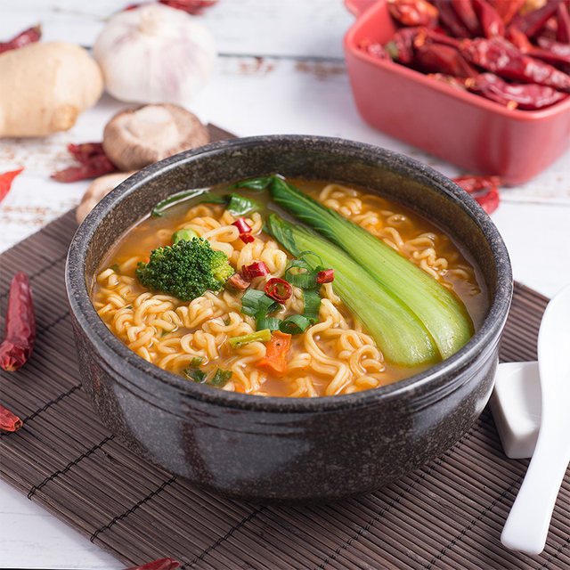 Nongshim bagged stone pot beef ramen 120g40