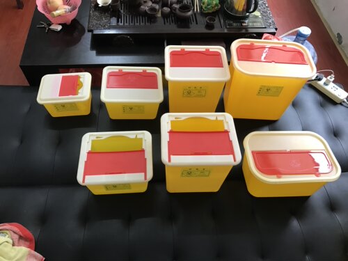 一次性锐器盒医用圆形锐器桶方形医疗废物盒垃圾桶1升黄色利器盒 - 图2