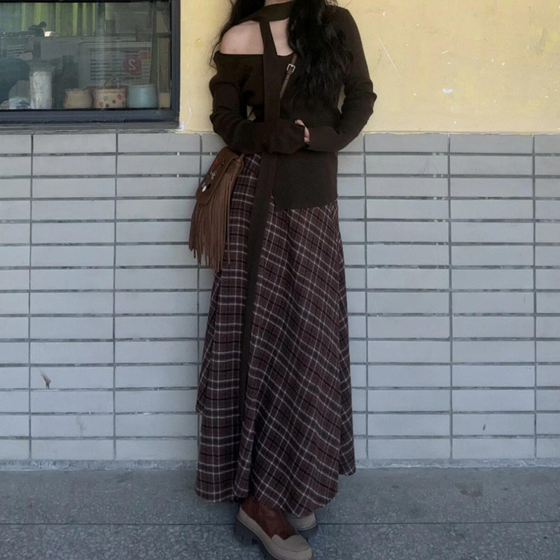 美拉德棕色不规则格子半身裙大码女胖mm秋季流行风格伯克利格纹裙,淘宝优惠券,粉丝福利购,淘宝优惠卷