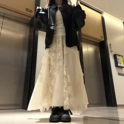 蕾丝拼接设计白色半身裙女长款春秋季大码胖mm显瘦遮肚不规则裙子 - 图2