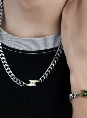 欧美新款钛钢闪电项链男小众时尚套装感潮流嘻哈手链设计感锁骨链