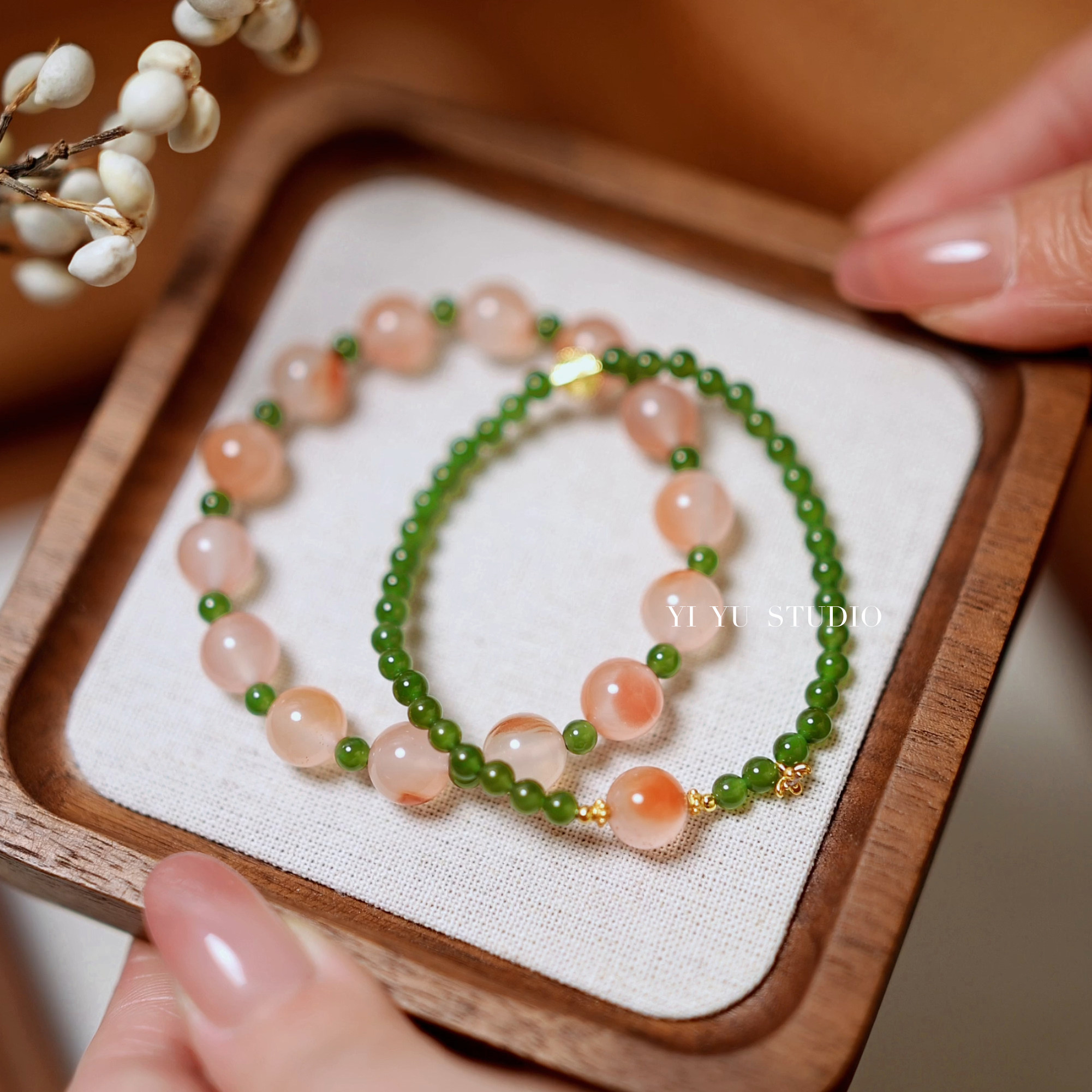 天然冰飘南红碧玉菠菜绿女款原创新中式红绿水晶手串925银镀金,淘宝优惠券,粉丝福利购,淘宝优惠卷