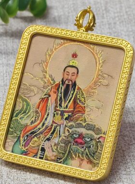 半手绘描金唐卡嘎乌盒六臂哈玛拉嘎唐卡象神吊坠厂家直供送绳