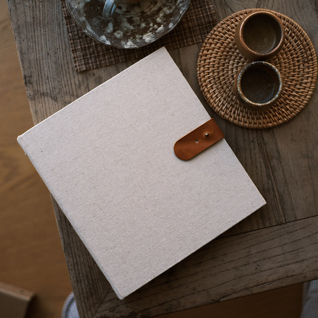 Leather buckle DIY loose-leaf photo album, creative literary niche photo album, adhesive storage album, baby scrapbook