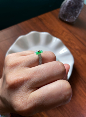 天然a货翡翠3.5小米珠串绿小碎石简约戒指环素圈女款闺蜜情侣礼品